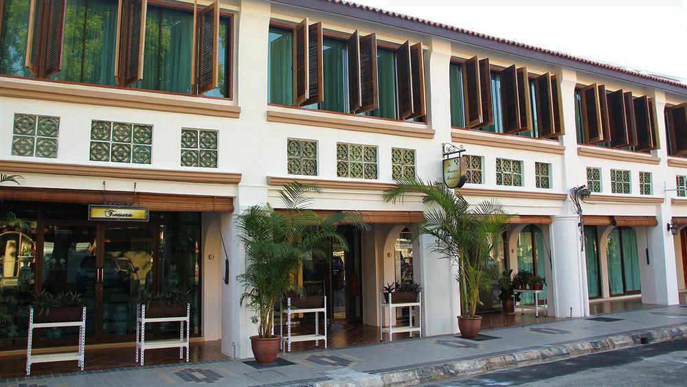 The Boutique Residence Hotel George Town Extérieur photo